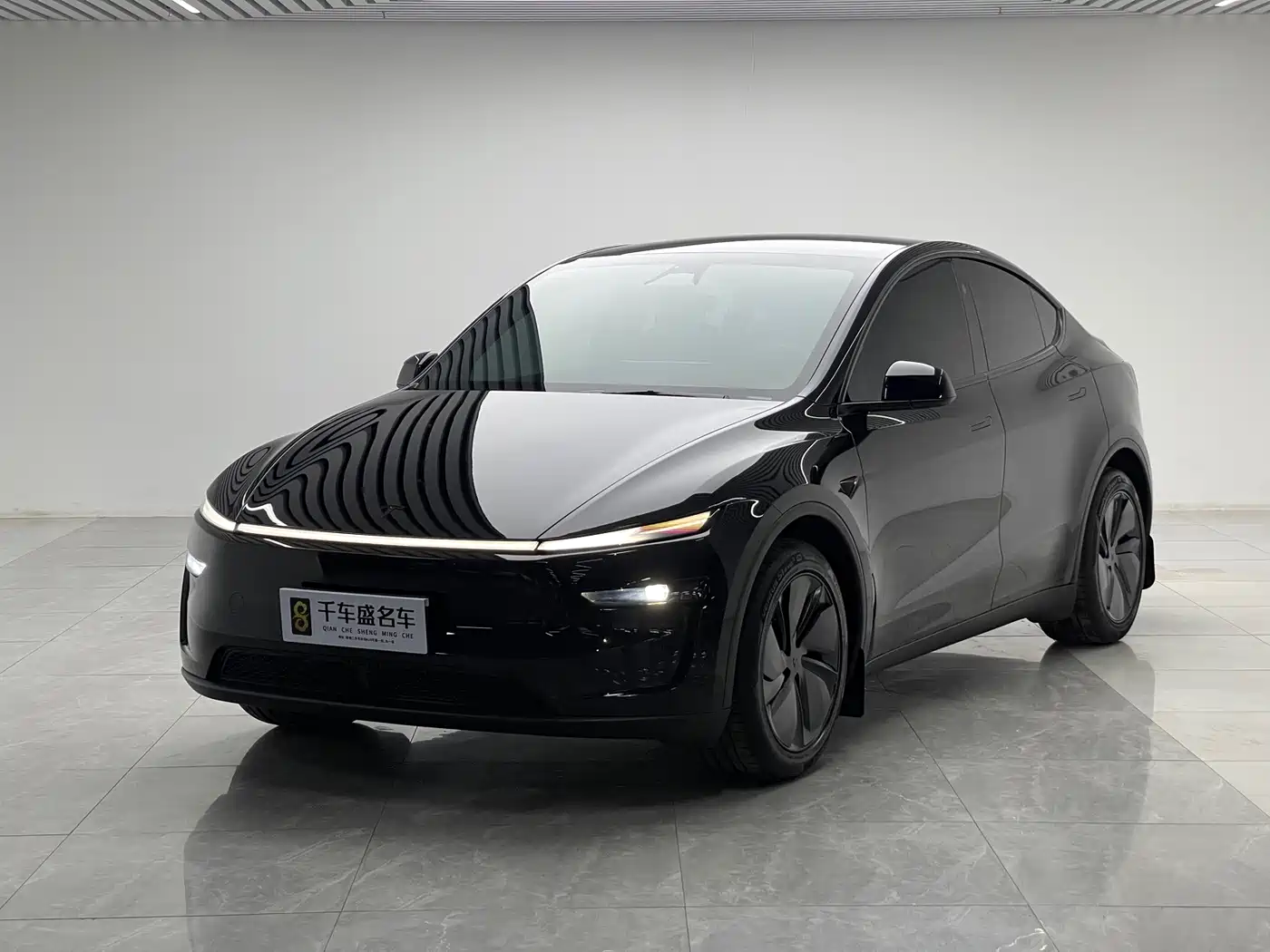 Tesla Model Y 2026 2026 Facelift Long Range Rear-Wheel Drive