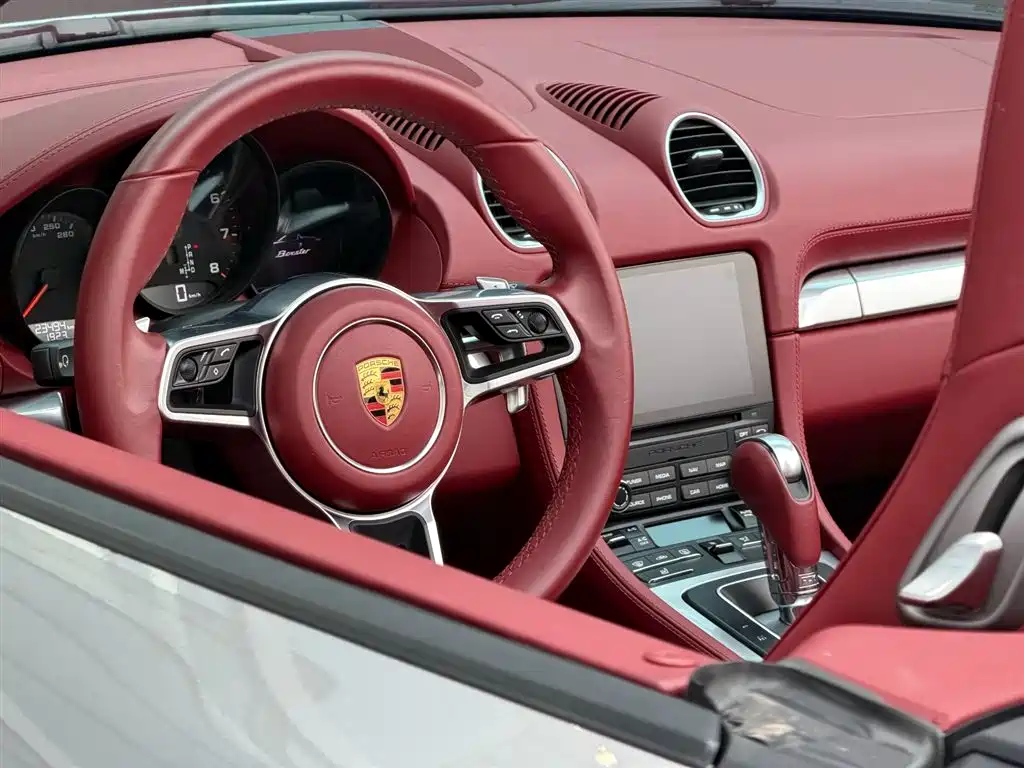 Porsche 718 2020 Boxster 2.0T фото 16