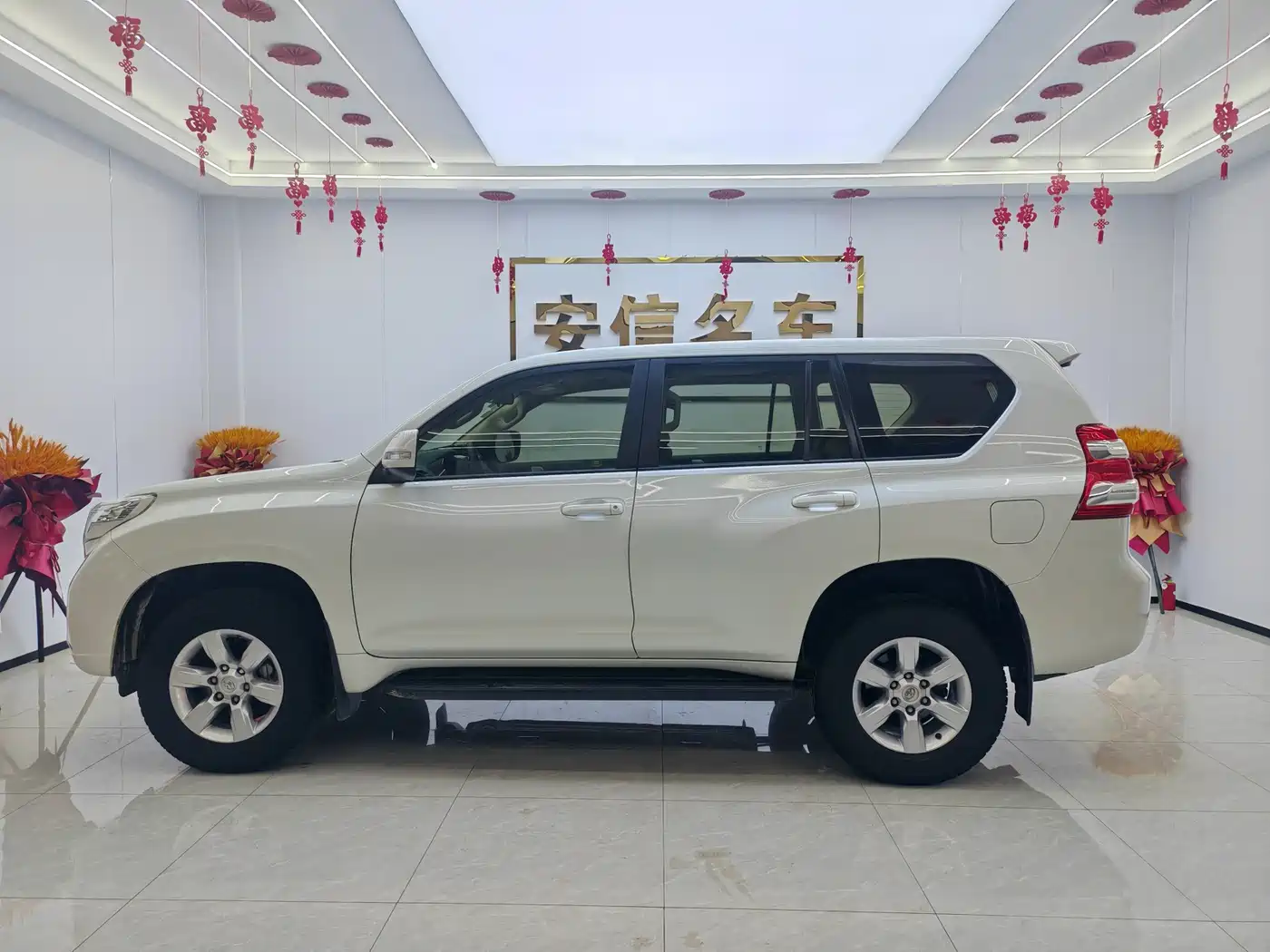 Toyota Prado 2016 2.7L Auto Standard Edition фото 3