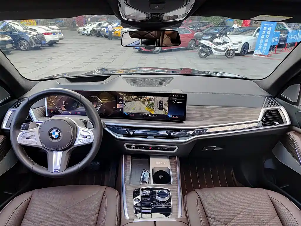 BMW X5 2023 xDrive 40Li M Sport Black Night Package фото 10