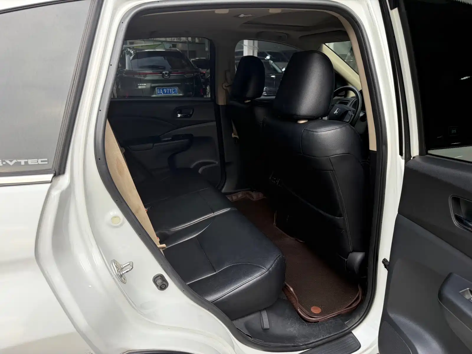 Фото 9 - Honda CR-V