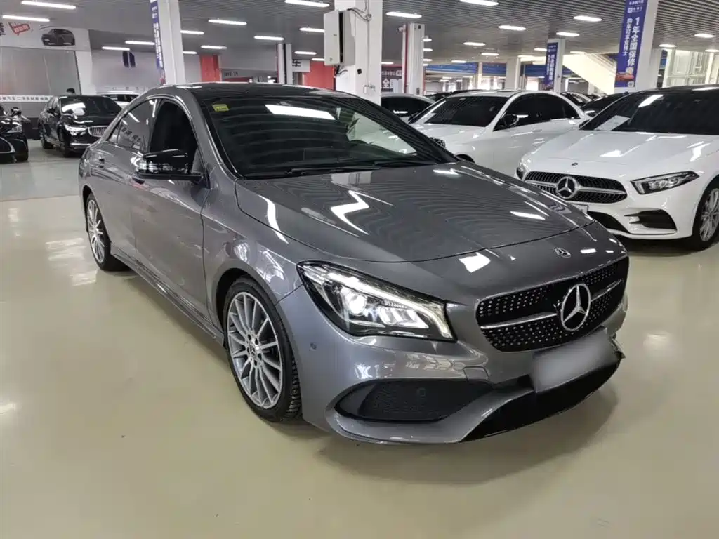 Mercedes-Benz CLA (Import) 2018 CLA 220 4MATIC фото 4
