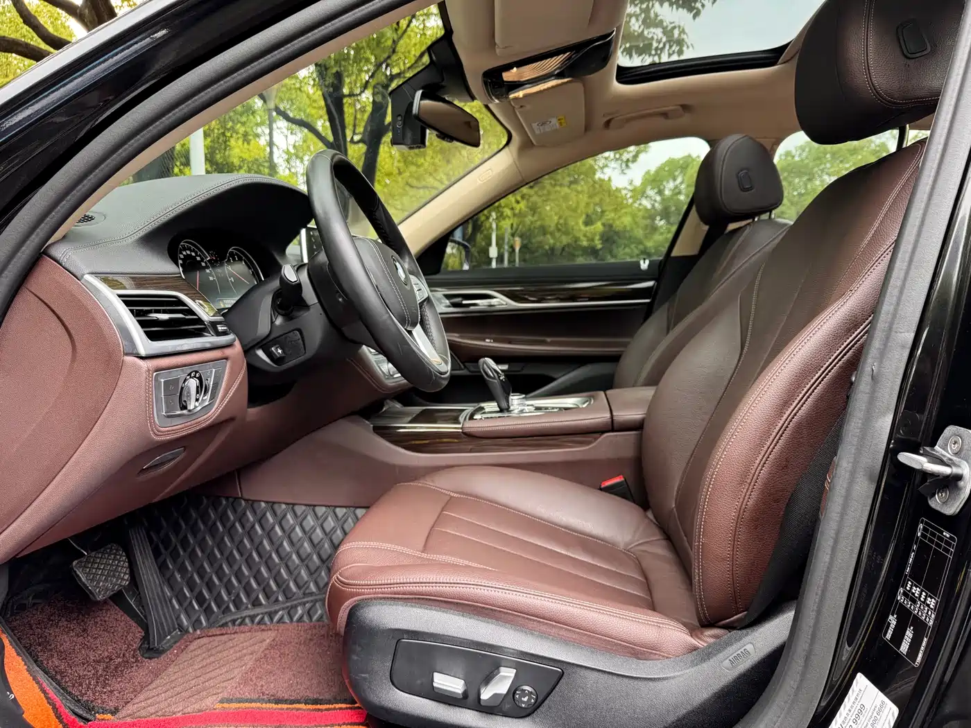 BMW 7 Series 2018 730Li Leading Type Excellence Package фото 5
