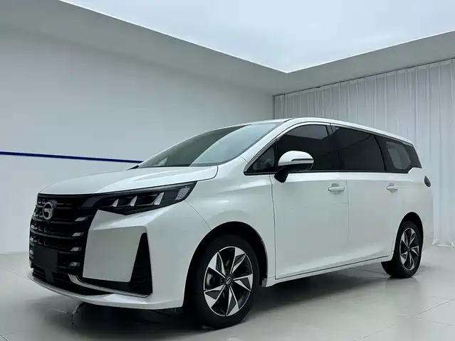 Trumpchi M6 270T DCT, Престиж, 7 мест
