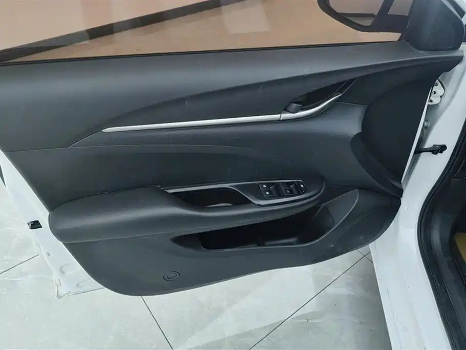 Buick Excelle 2021 1.3T Auto Mild Hybrid Elite фото 7