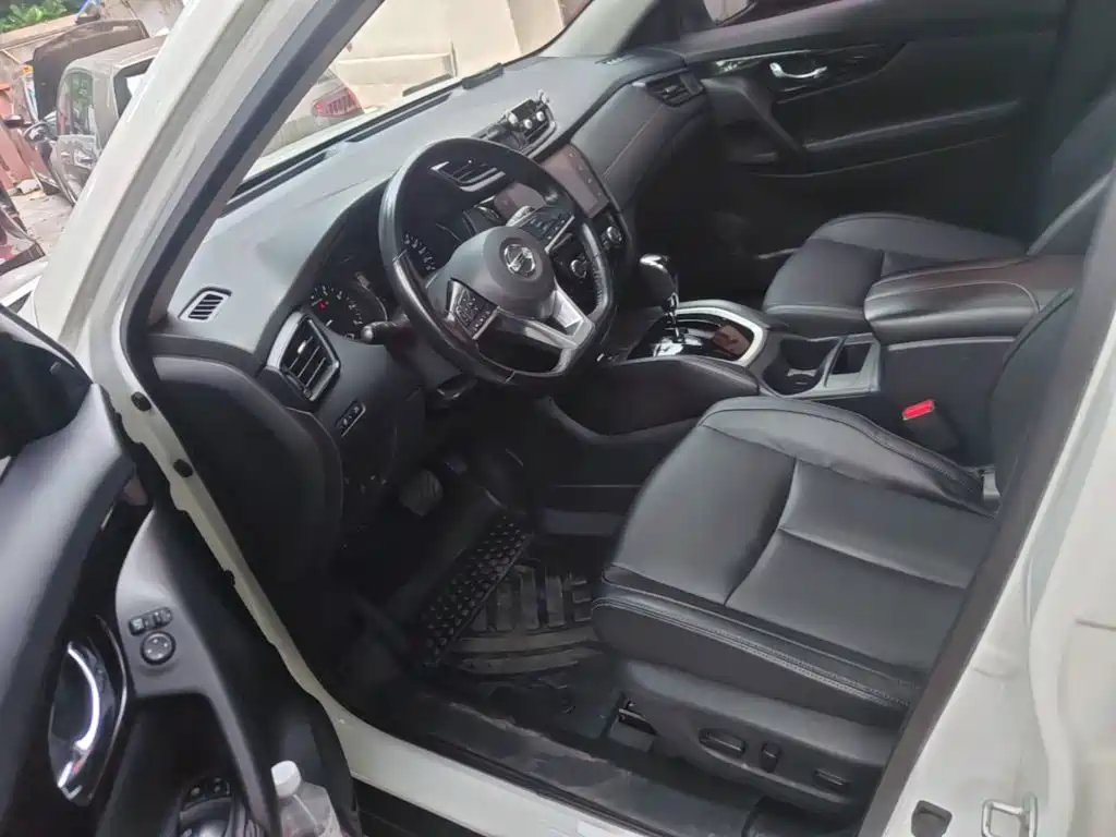 Photo 15 - Nissan X-Trail