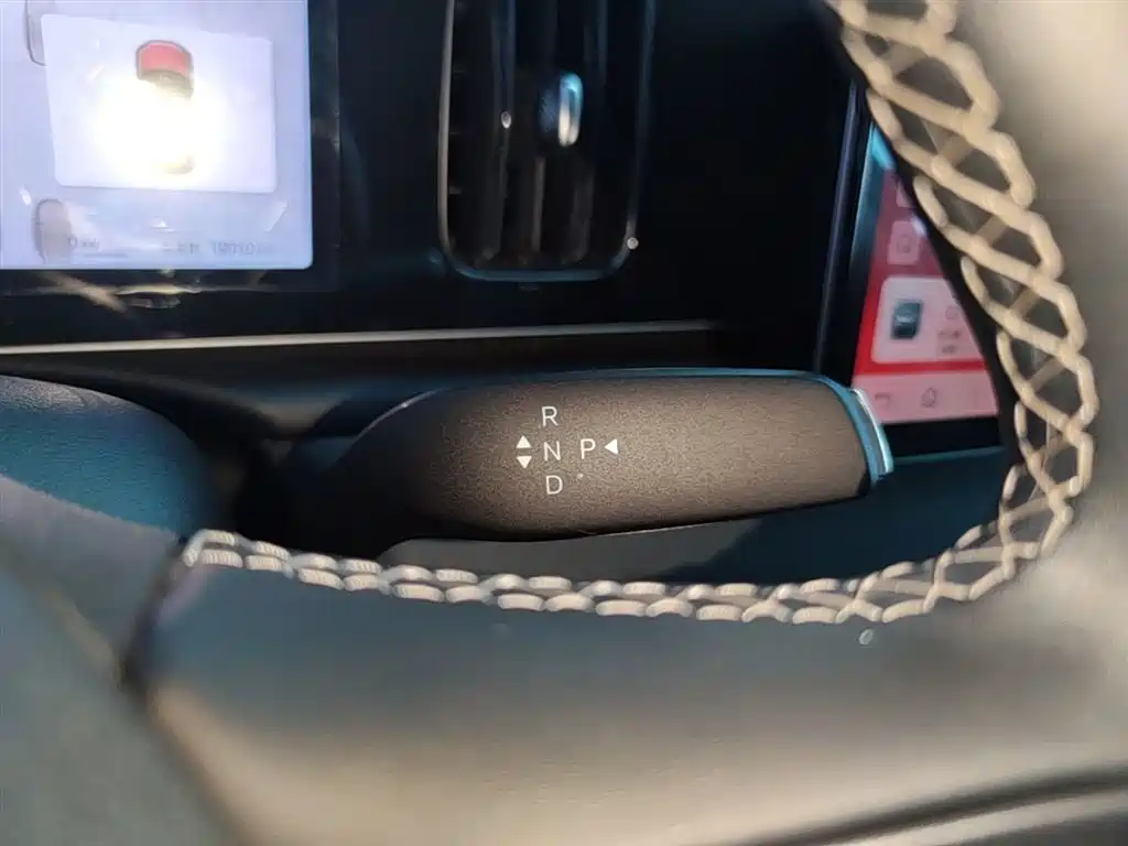 BYD Hai Shi 05 EV 2025 520KM Smart Navigation Edition фото 14