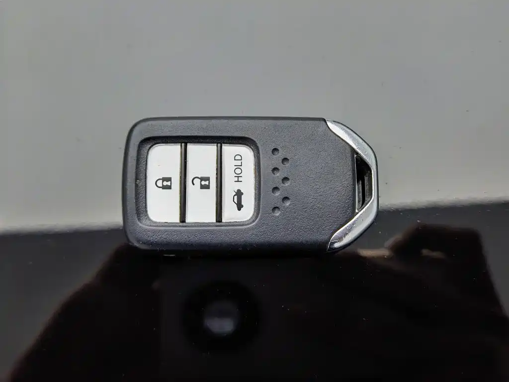 Photo 19 - Honda Accord