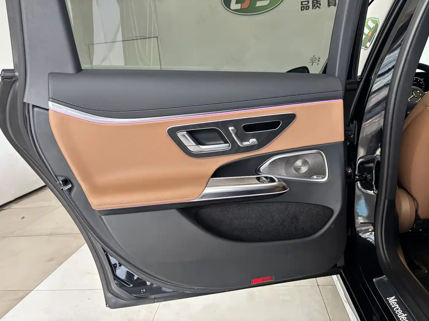 Mercedes-Benz E-Class 2025 E 300 L Luxury Sport фото 21