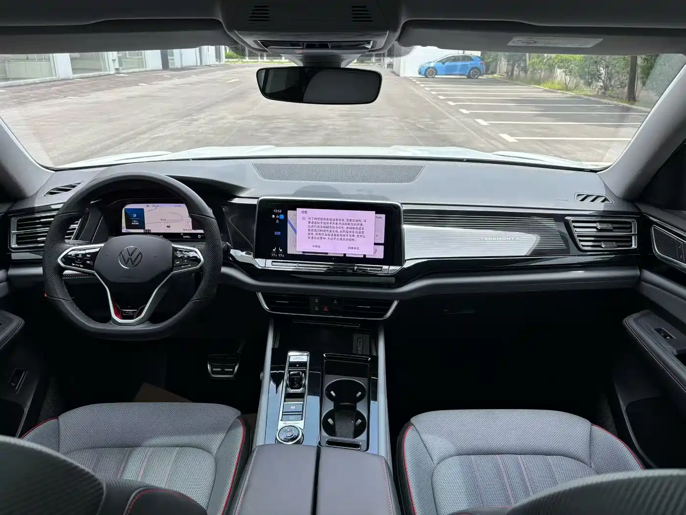 Volkswagen Teramont 2023 Teramont X 380TSI 4Motion Premium Luxury фото 6