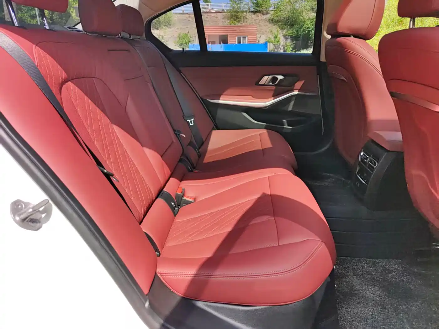 BMW 3 Series 2024 325Li M Sport Package фото 21