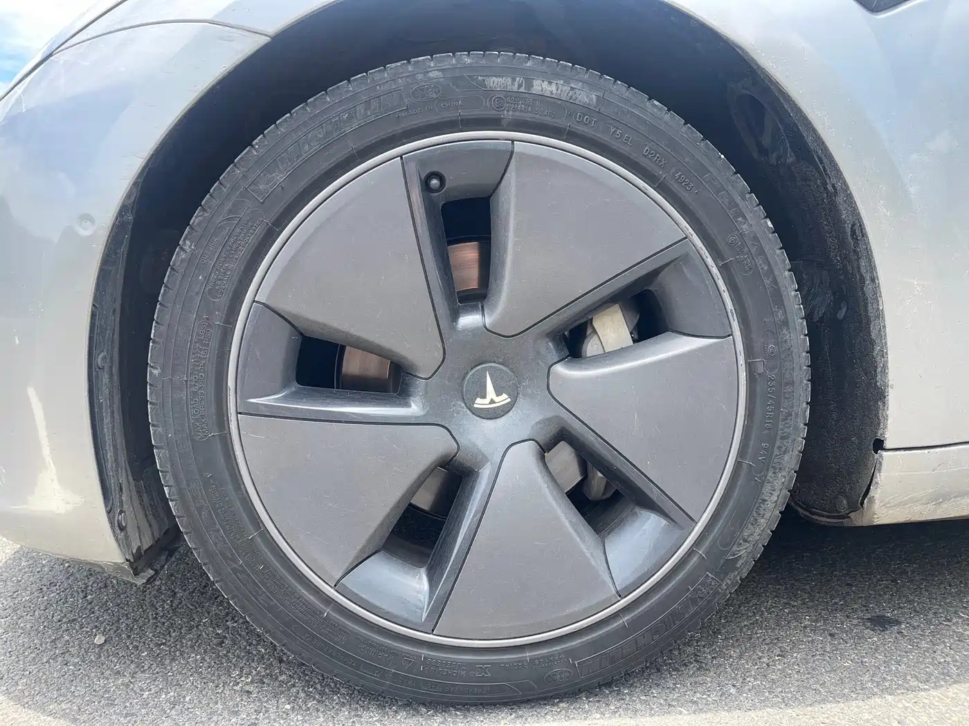 Фото 5 - Tesla Model 3