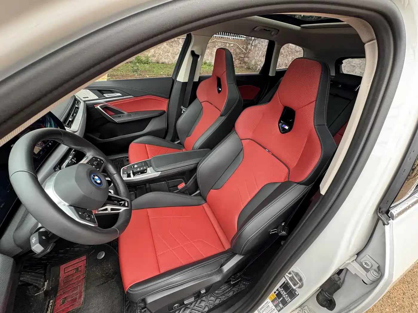 BMW iX1 2023 xDrive30L M Sport Package фото 4