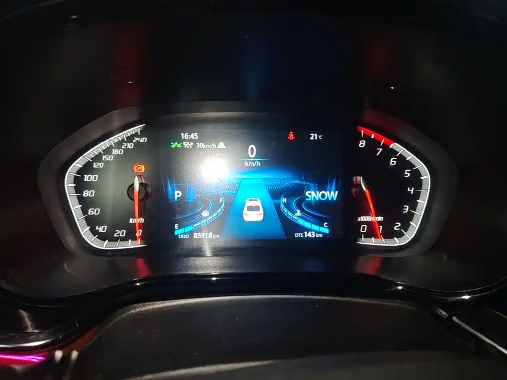 Фото 8 - Changan CS85 COUPE