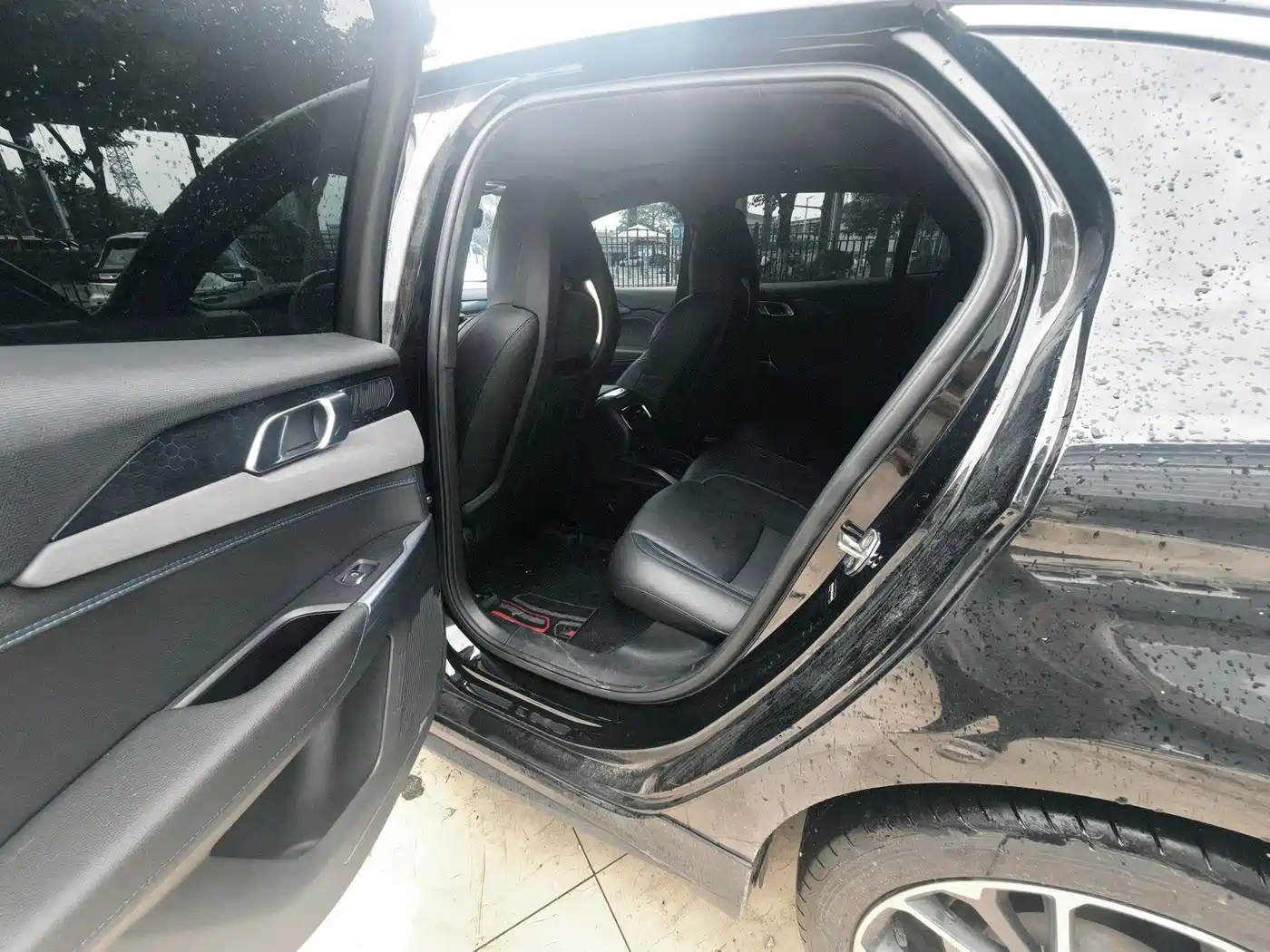 Lynk & Co 03 New Energy 2020 1.5T PHEV Pro фото 15