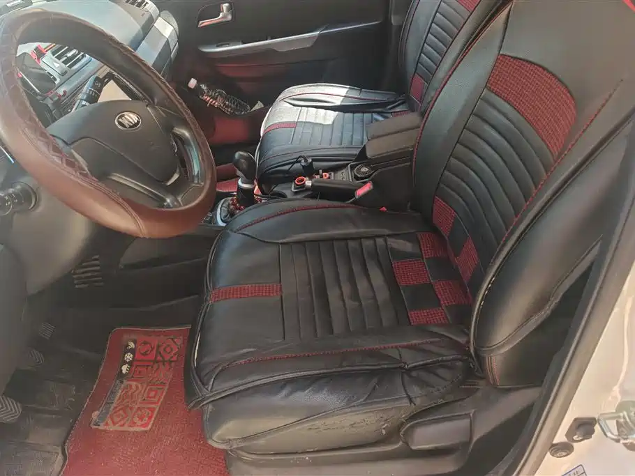 Kia K2 2015 Sedan 1.4L MT GLS фото 9