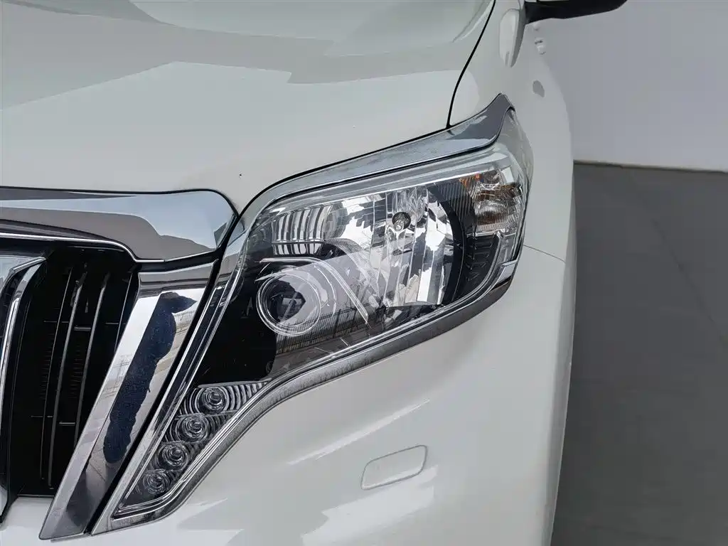 Toyota Prado 2016 3.5L Auto TX-L фото 7