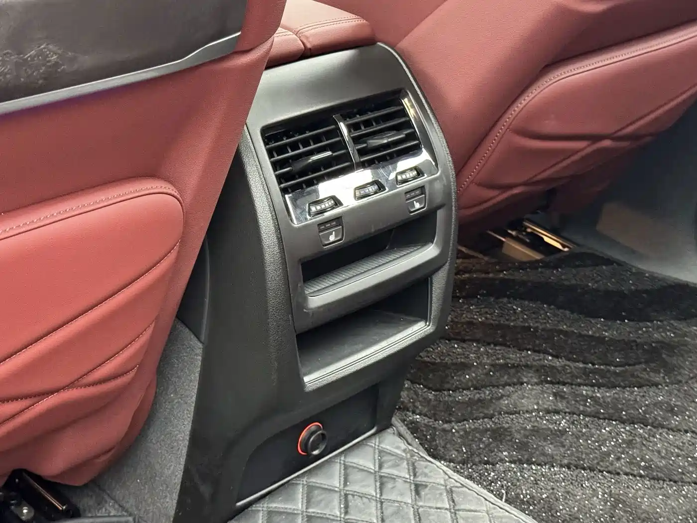 Фото 15 - BMW X5