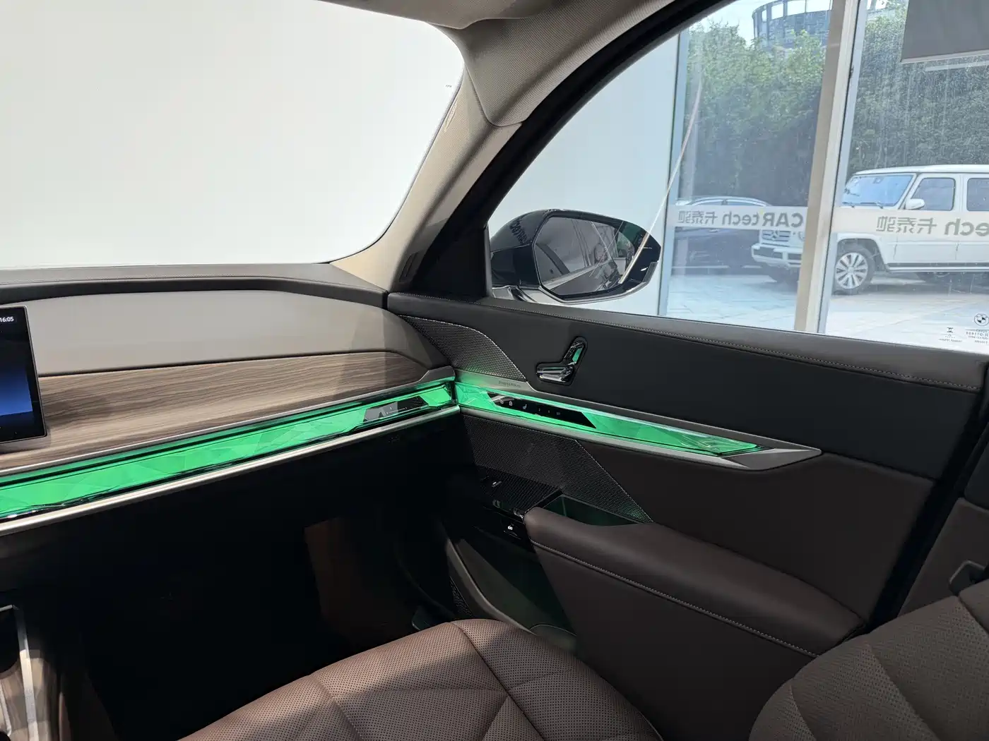 BMW 7 Series 2026 2026 735Li M Sport Package