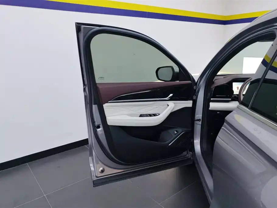 GEELY AUTOMOBILE XINGYUE L