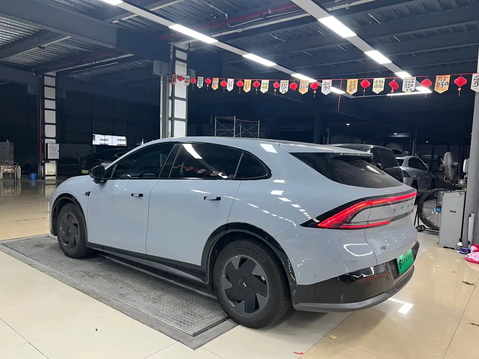 Фото 8 - XPeng G7