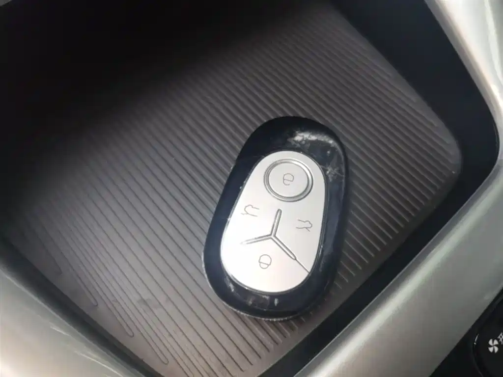 Geely Galaxy Starry Wish 2026 Edition 310km Youth Version фото 9