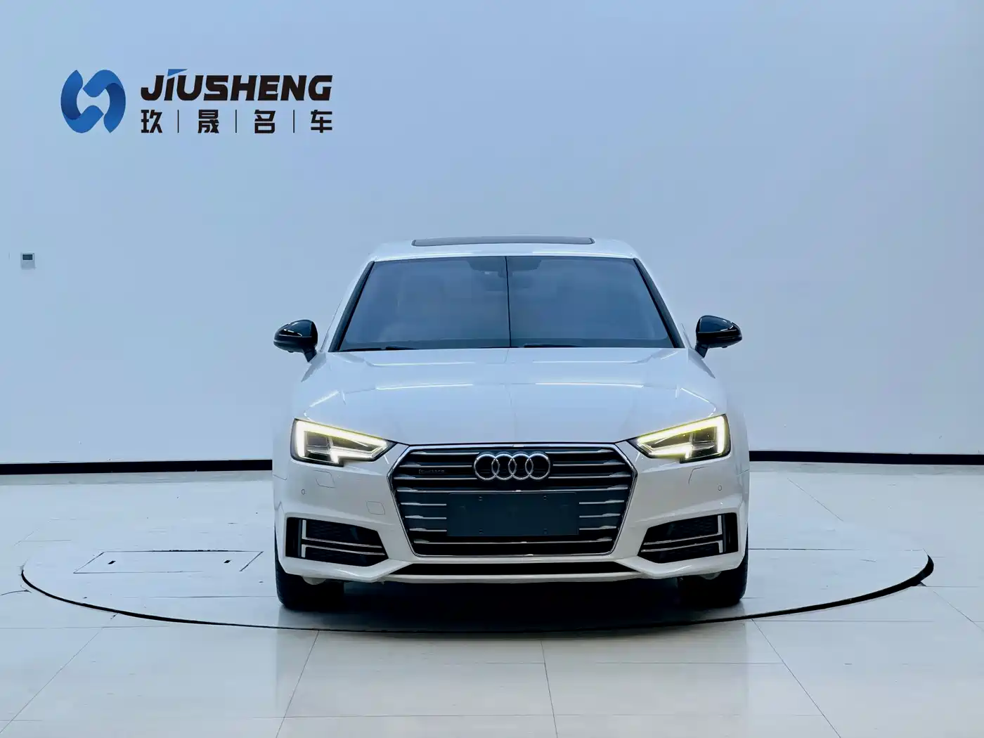 Audi A4L 2018 30th Anniversary 45 TFSI quattro Personality Sport фото 2