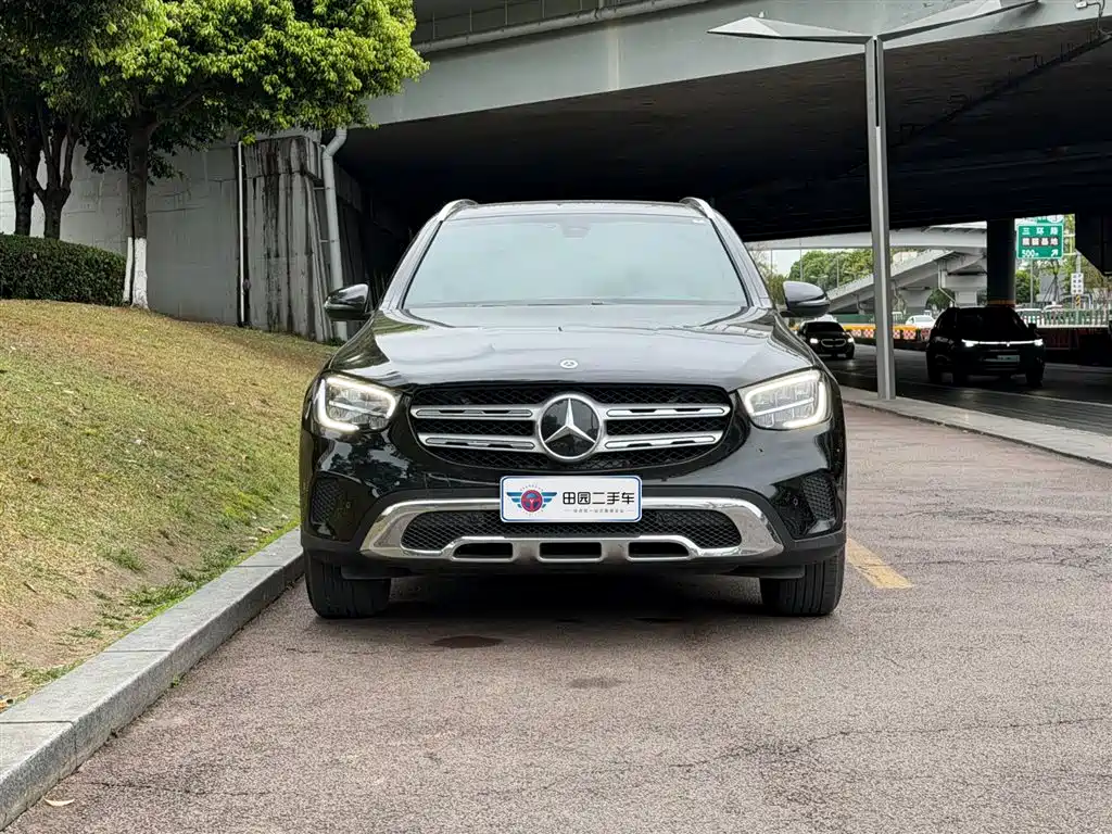 Mercedes-Benz GLC 2021 GLC 260 L 4MATIC Sporty фото 2