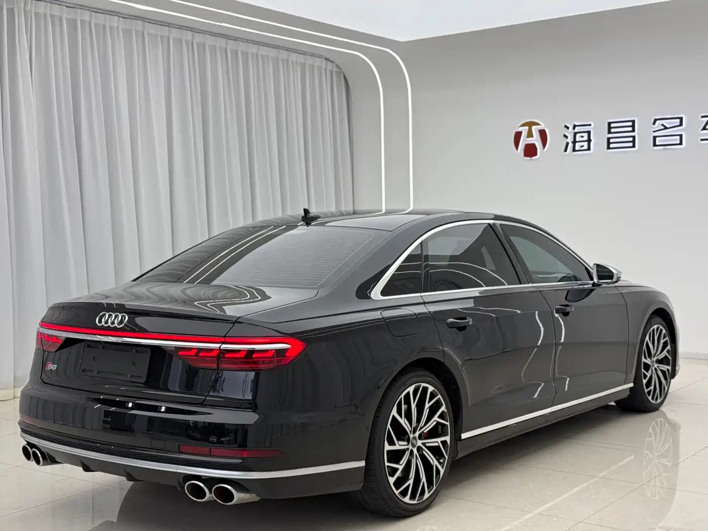 Audi S8 2021 S8L 4.0TFSI quattro фото 9