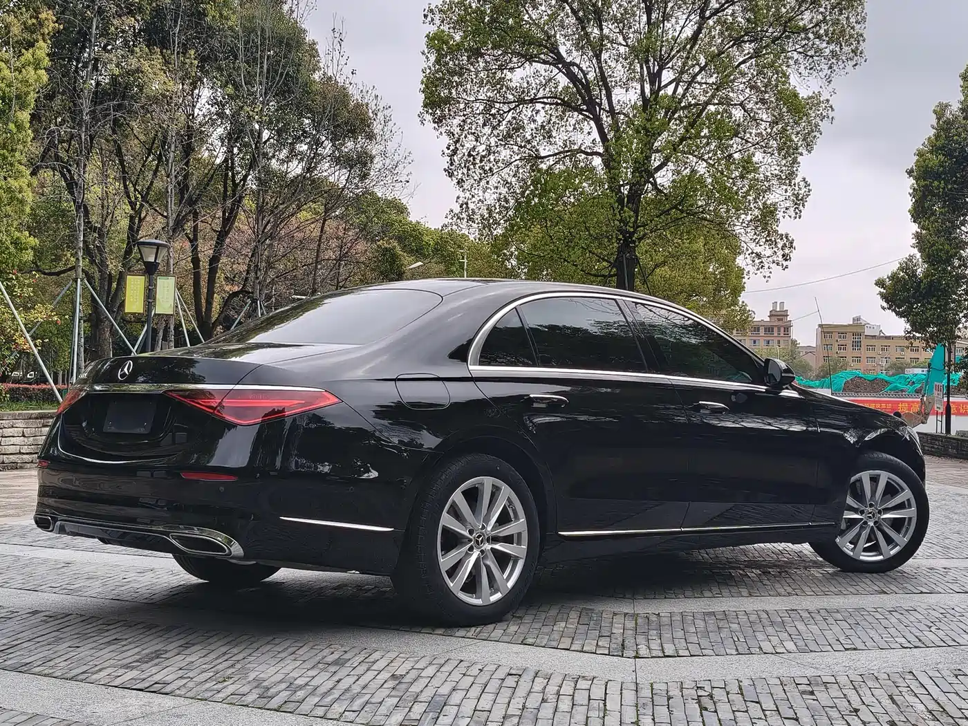 Mercedes-Benz S-Class 2023 Model S 400 L Business Edition фото 4