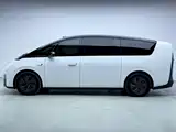 Фото 4 - Li Auto MEGA