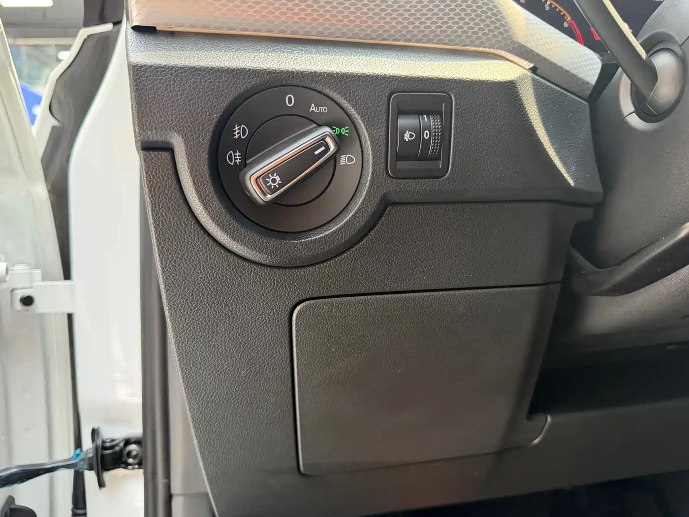Volkswagen Tanying 2021 1.5L Automatic Smart Connect Edition фото 13
