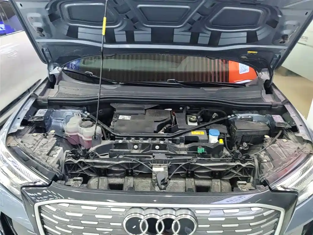 Audi Q4 e-tron 2022 50 e-tron quattro Innovation Edition фото 20