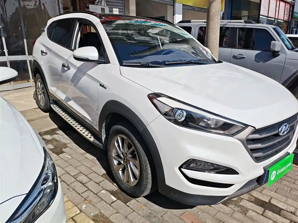 Hyundai Tucson 2018 1.6T DCT 2WD 15th Anniversary Special Edition фото 23