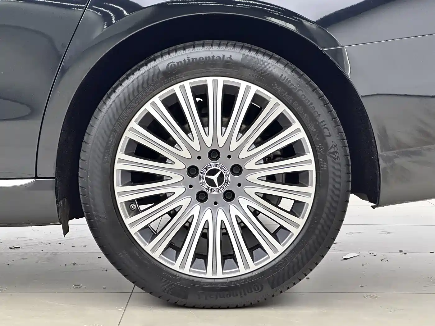 Mercedes-Benz E-Class 2023 E 300 L Luxury фото 13