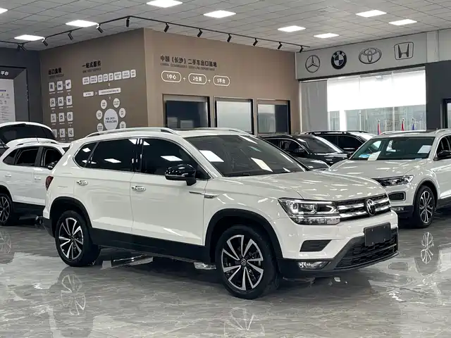 Volkswagen Tharu 2022 280TSI FWD Luxury Edition — фото 3