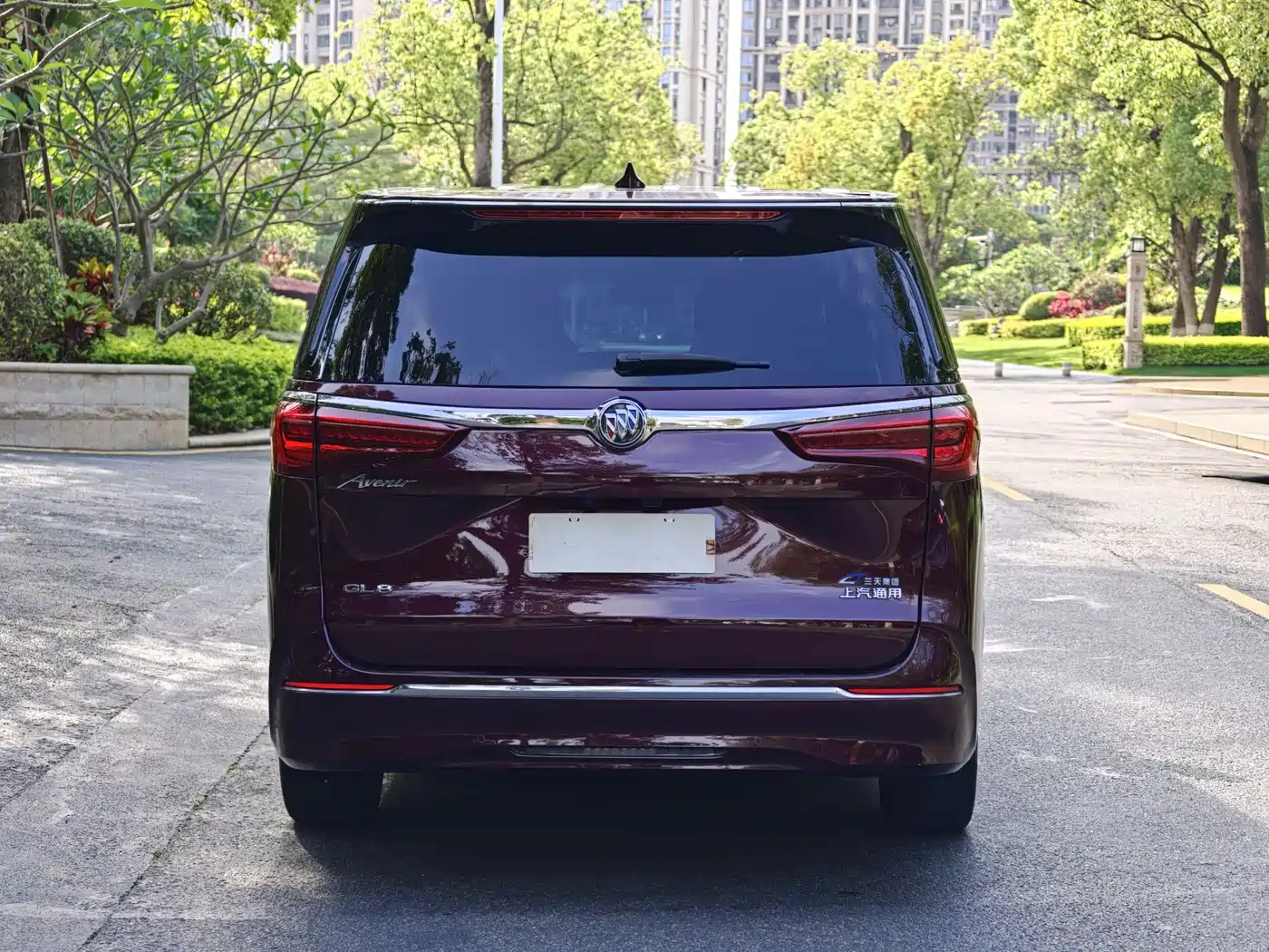 Buick GL8 2023 Avenir 6-Seater Executive Edition фото 16