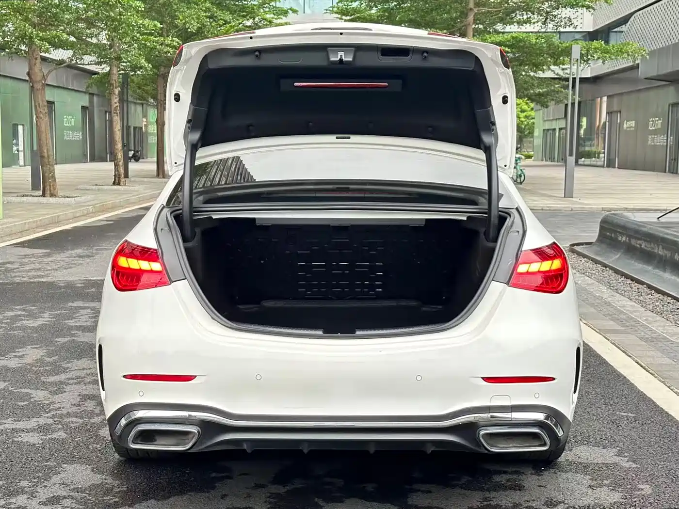 Mercedes-Benz C-Class 2023 Facelift C 260 L Sport Edition фото 19