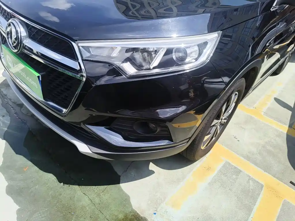 Dongfeng Fengdu MX5 2017 2016 2.0L Automatic Flagship Edition