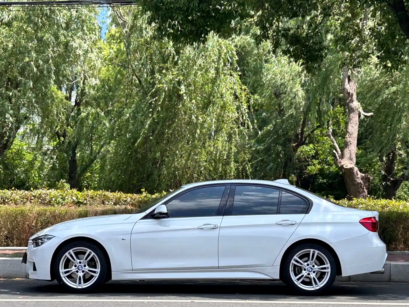 BMW 3 Series 2018 320i M Sport Package фото 3