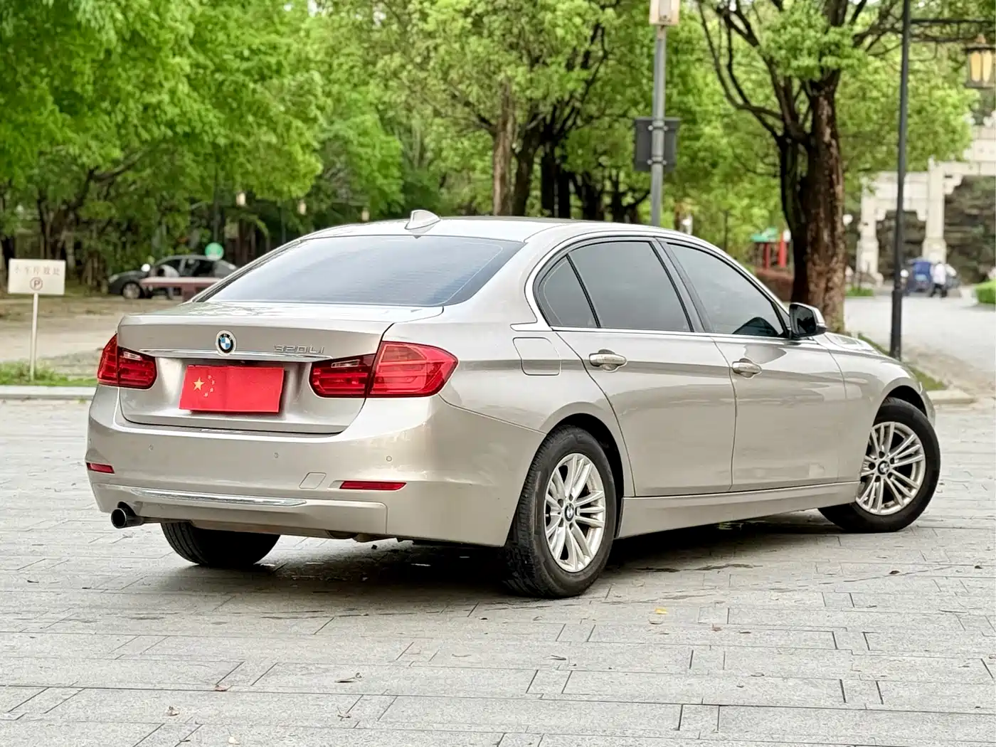 BMW 3 Series 2015 320Li Super Joy Fashion фото 6