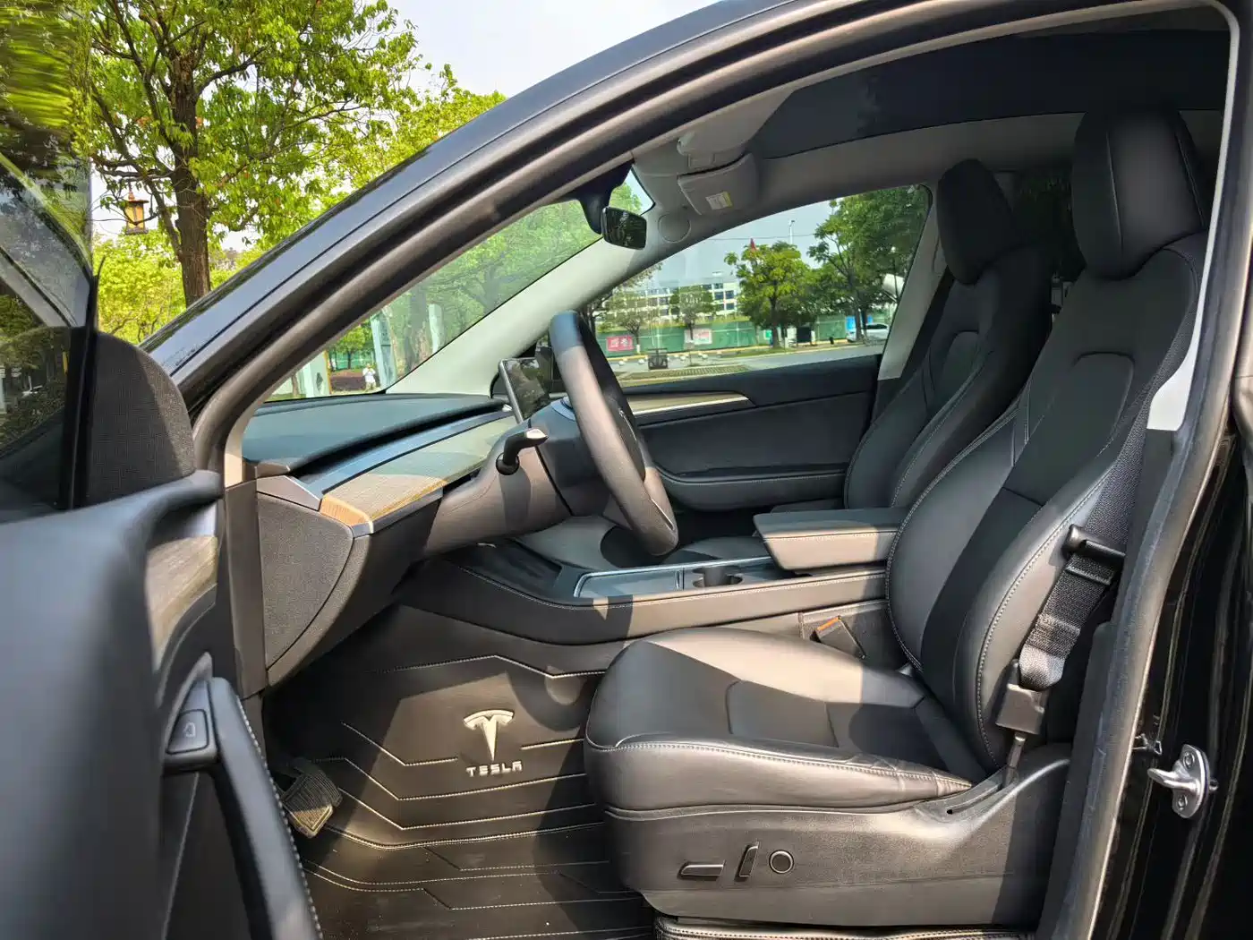 Фото 8 - Tesla Model Y