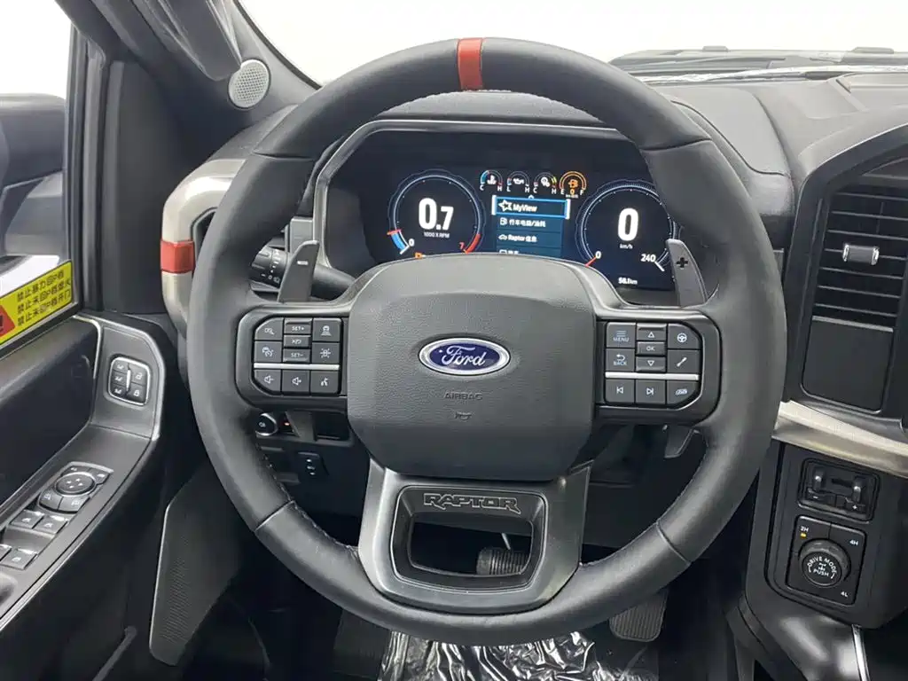 FORD F-150 RAPTOR