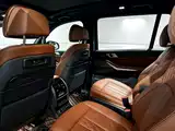 Photo 6 - BMW X7