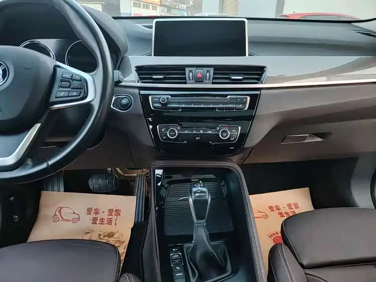 BMW X1 New Energy 2019 xDrive25Le Range Upgrade Edition фото 15