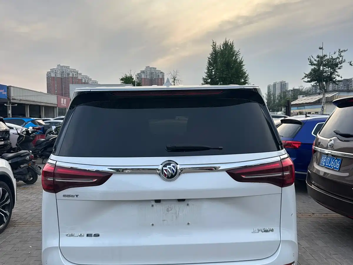 Buick GL8 2022 ES Landmark 653T Premium фото 14