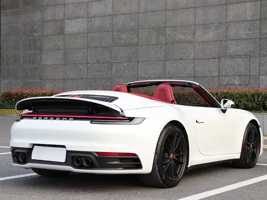 Porsche 911 2023 Carrera Cabriolet 3.0T фото 6