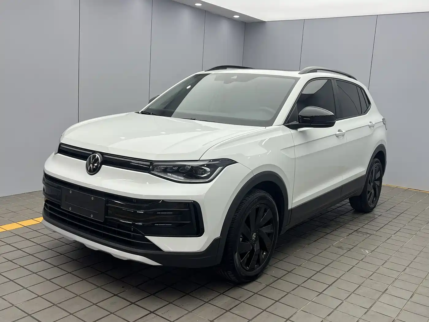 Volkswagen Tharu 2025 New Edge 1.5L Aspiration Edition