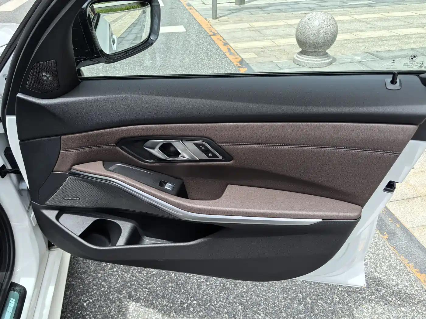 BMW 3 Series 2026 2026 330Li M Sport Shadowline Package