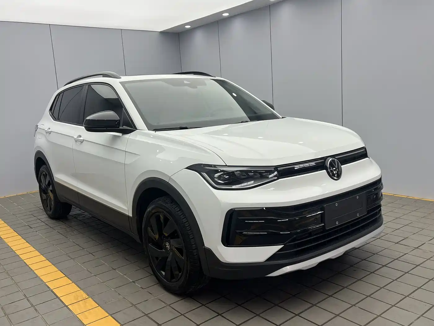 Volkswagen Tharu 2025 New Edge 1.5L Aspiration Edition фото 3